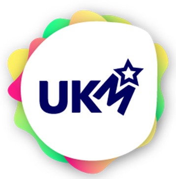 Blå bokstaver på hvit bakgrunn - Klikk for stort bilde